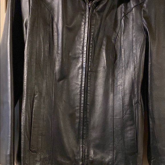 Easy 5th Size Large Women's Black Leather Jacket genuine leather. Excellent co - Picture 4 of 8